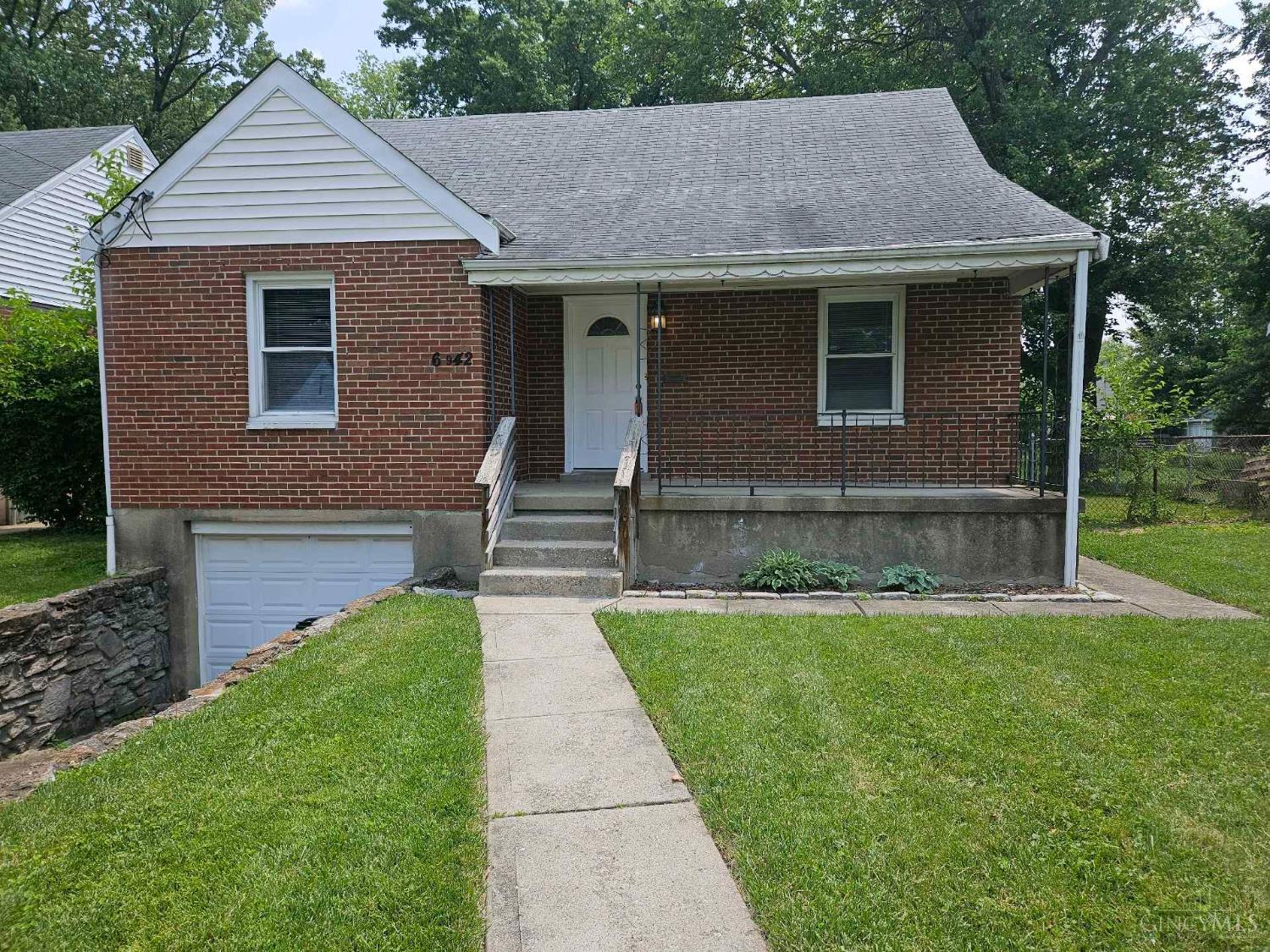 Homes for sale in North College Hill, OH | 6942 Gloria Dr, North College Hill, OH 45239 | MLS# 1843665