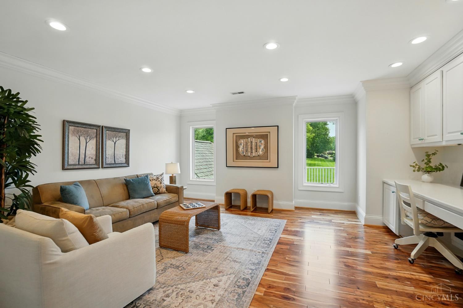 8175 Manor Hill Lane