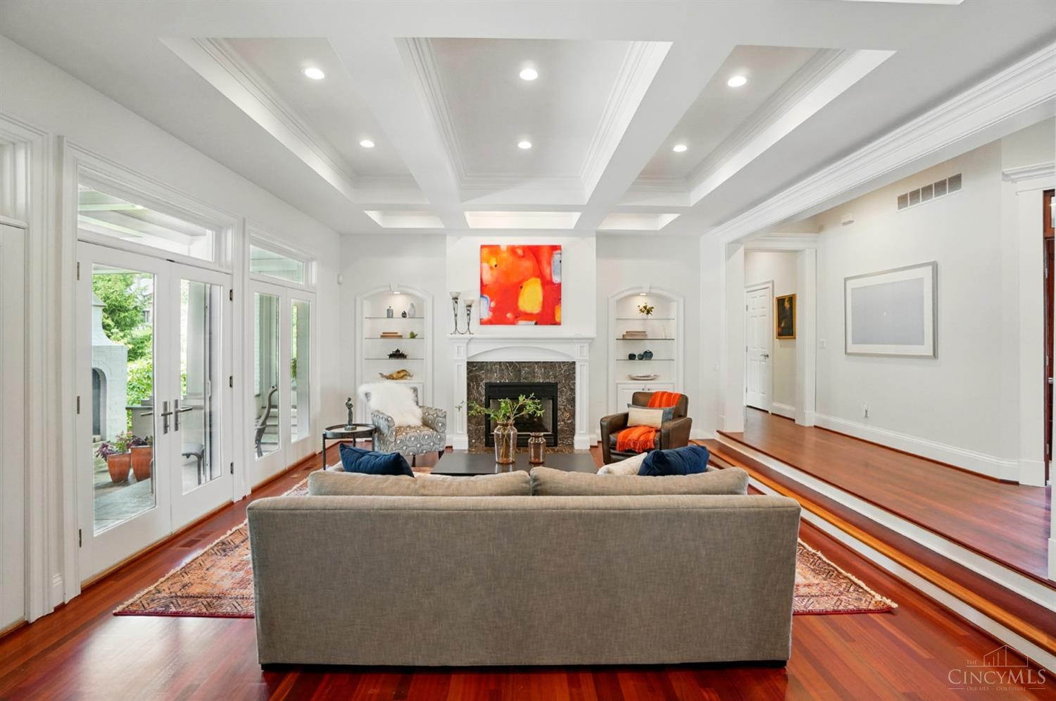 8175 Manor Hill Lane