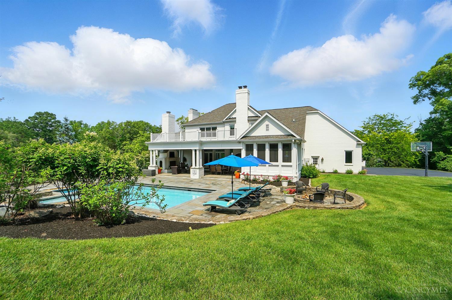 8175 Manor Hill Lane