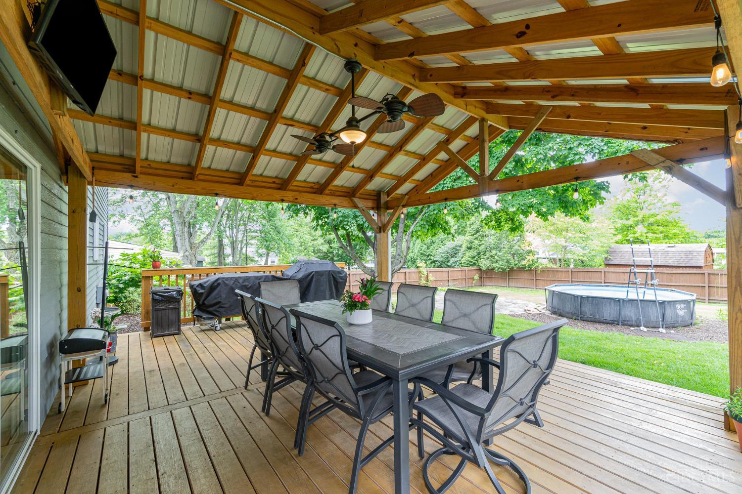 7567 Cinnamon Woods Drive