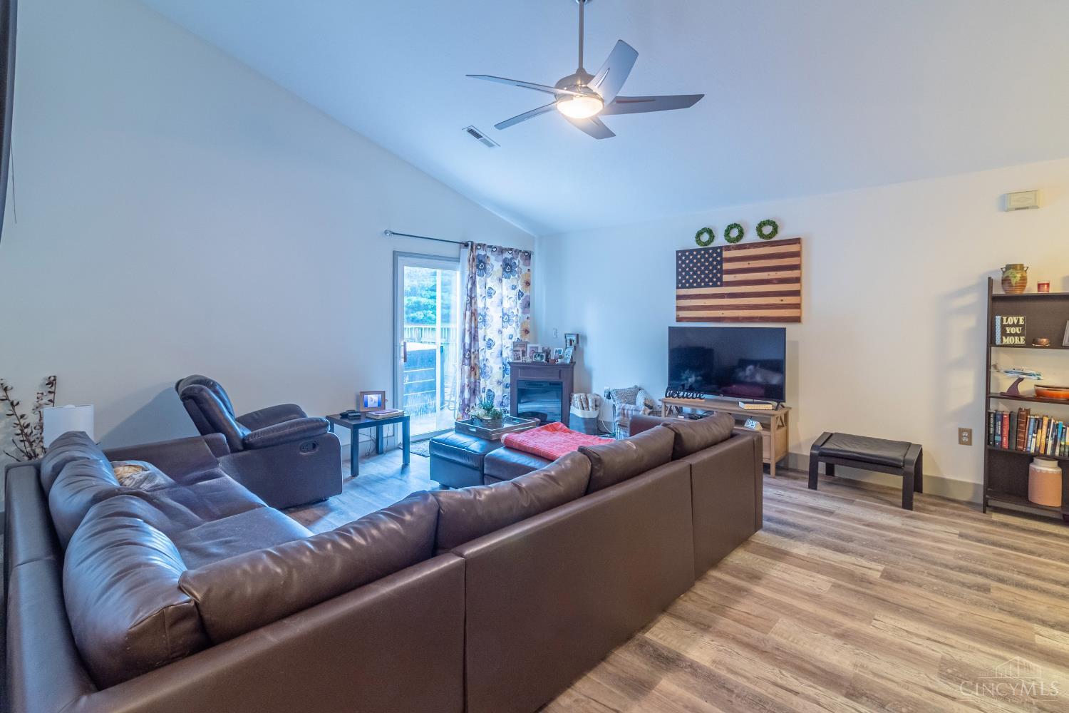 1019 Canterbury Lane