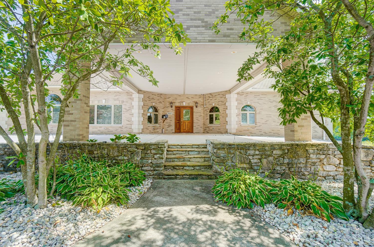 Homes for sale in Union Twp, OH | 507 Shawhan Rd, Union Twp, OH 45152 | MLS# 1845879