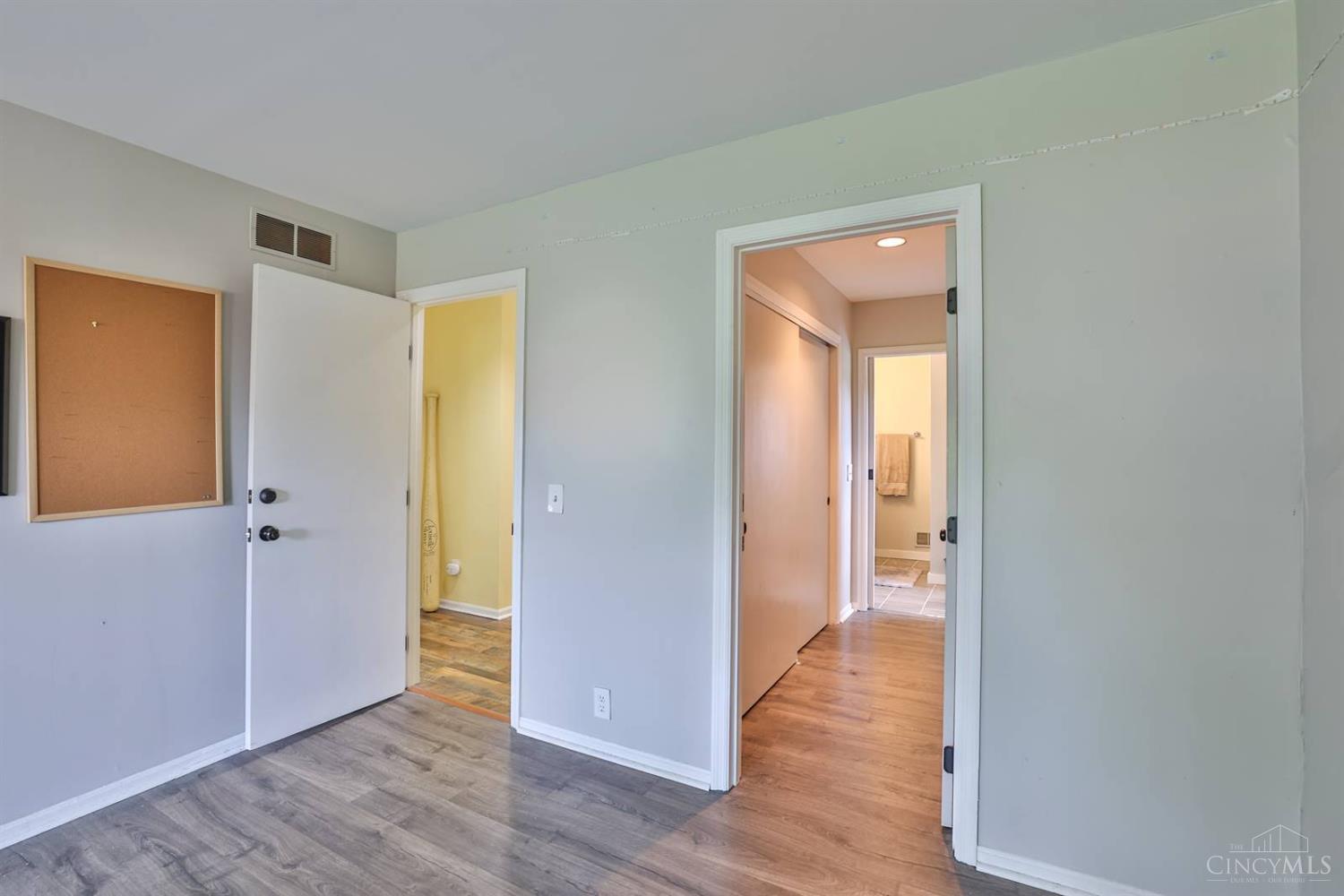 2039 Madison Road, Cincinnati, OH, 45208 — photo 15