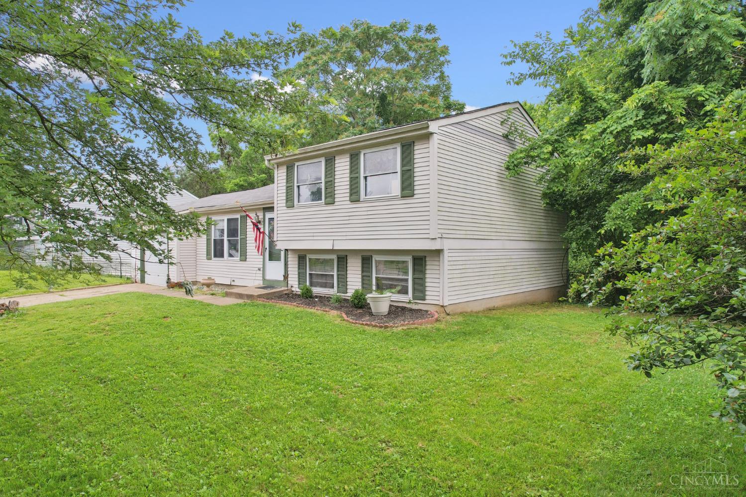 Homes for sale in Union Twp, OH | 1167 Muirwood Ln, Union Twp, OH 45103 | MLS# 1846077
