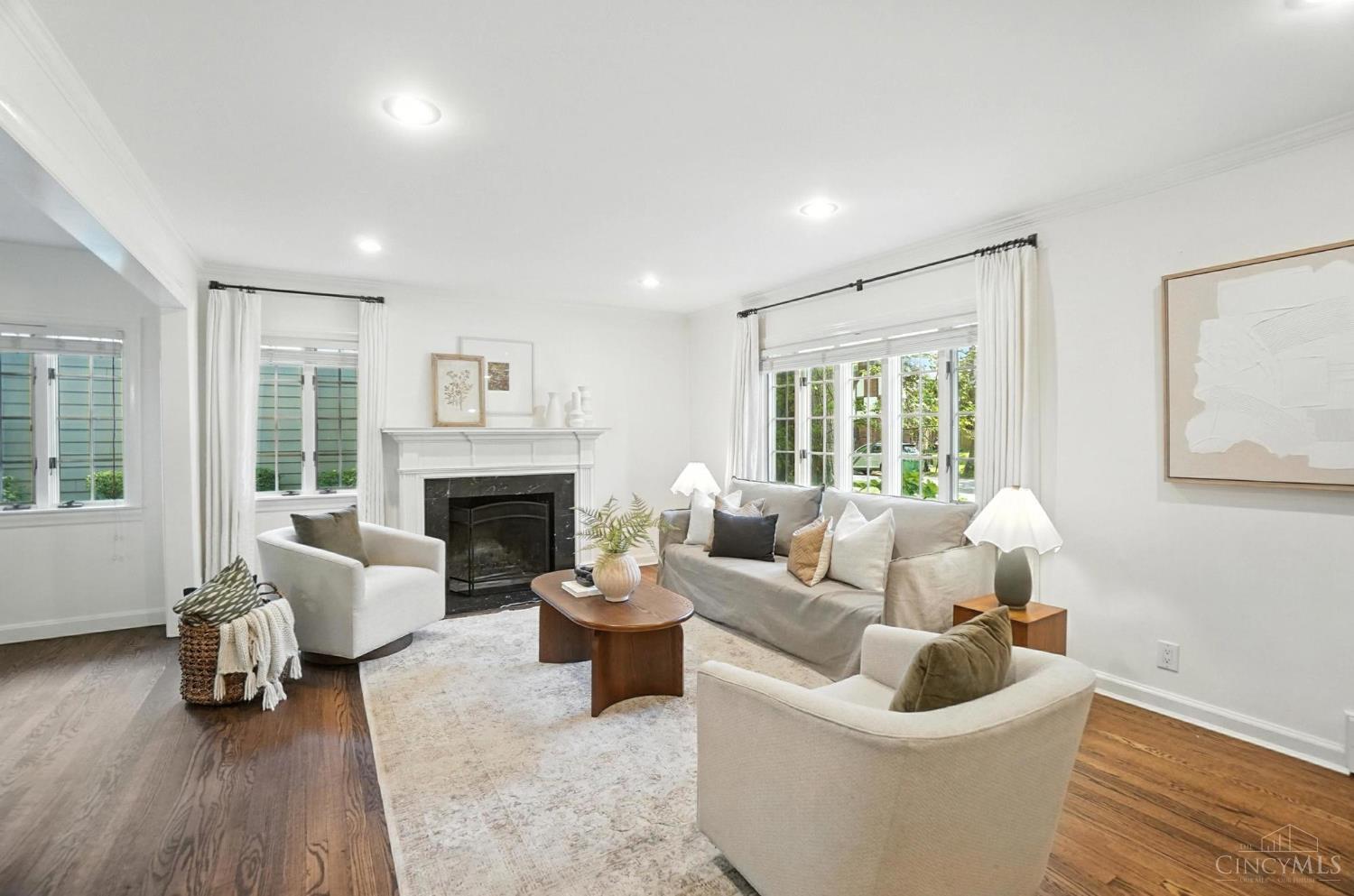 3831 Broadview Drive