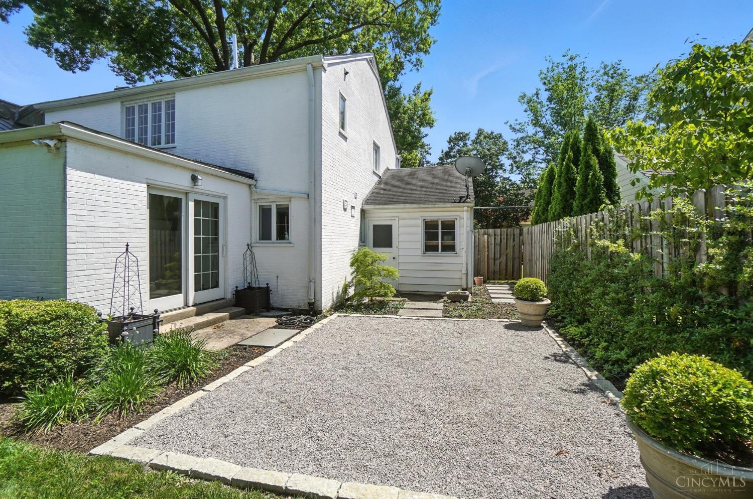 3831 Broadview Drive