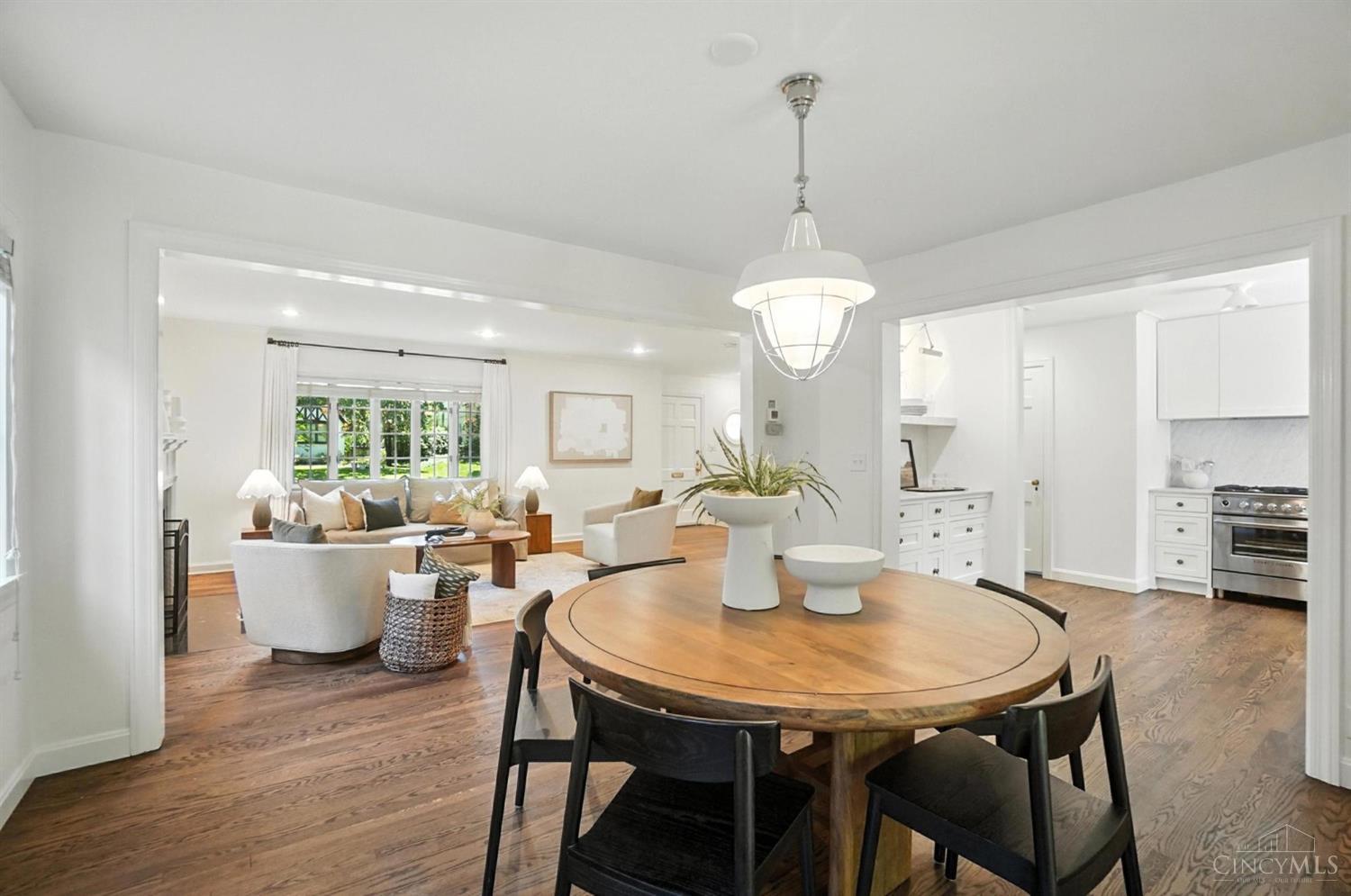 3831 Broadview Drive