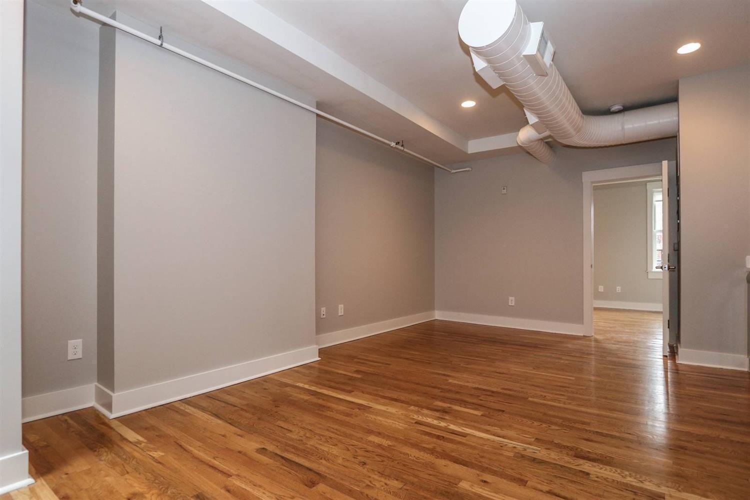 13 W Fifteenth Street