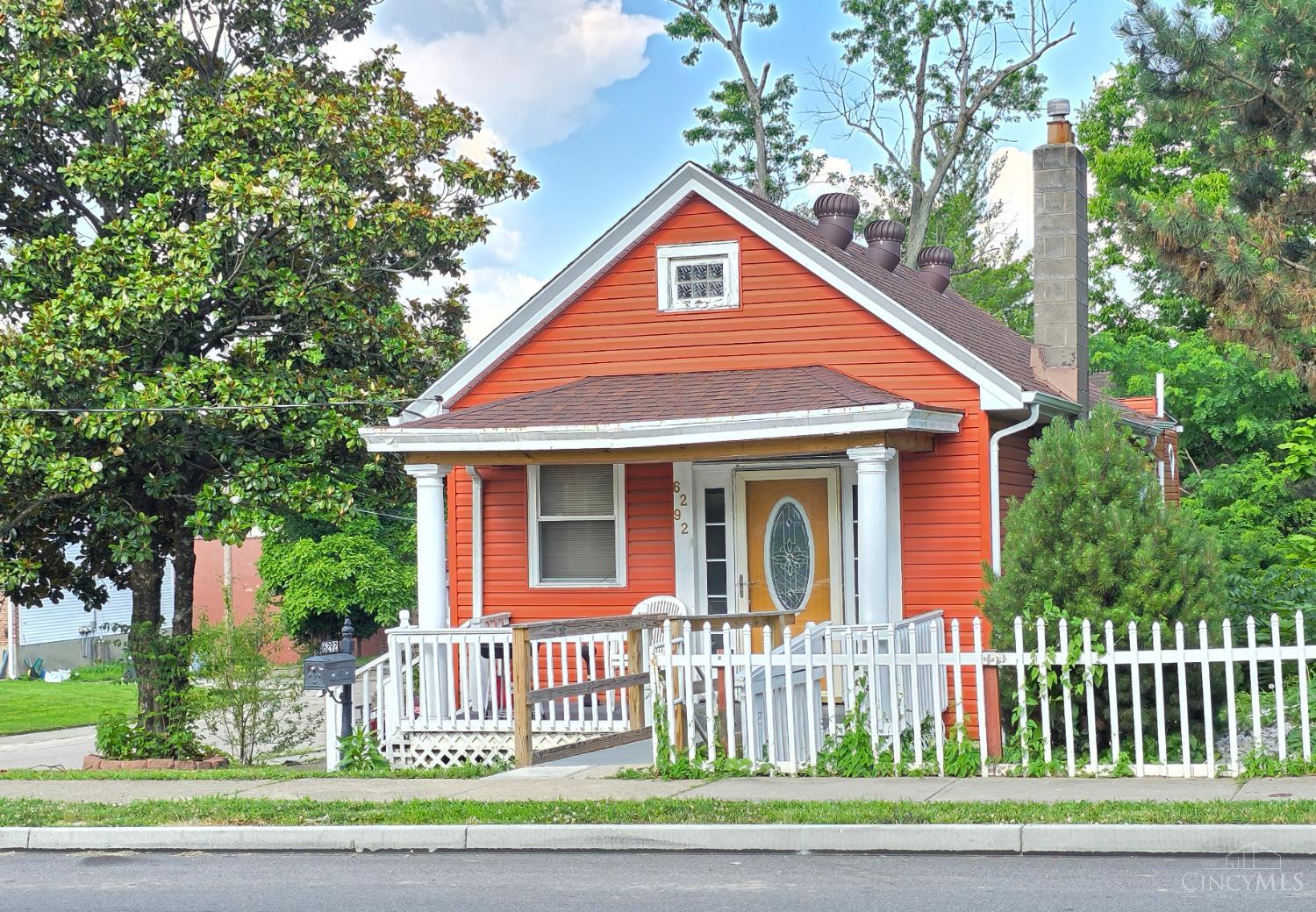 Homes for sale in Springfield Twp., OH | 6292 Simpson Ave, Springfield Twp., OH 45224 | MLS# 1846479