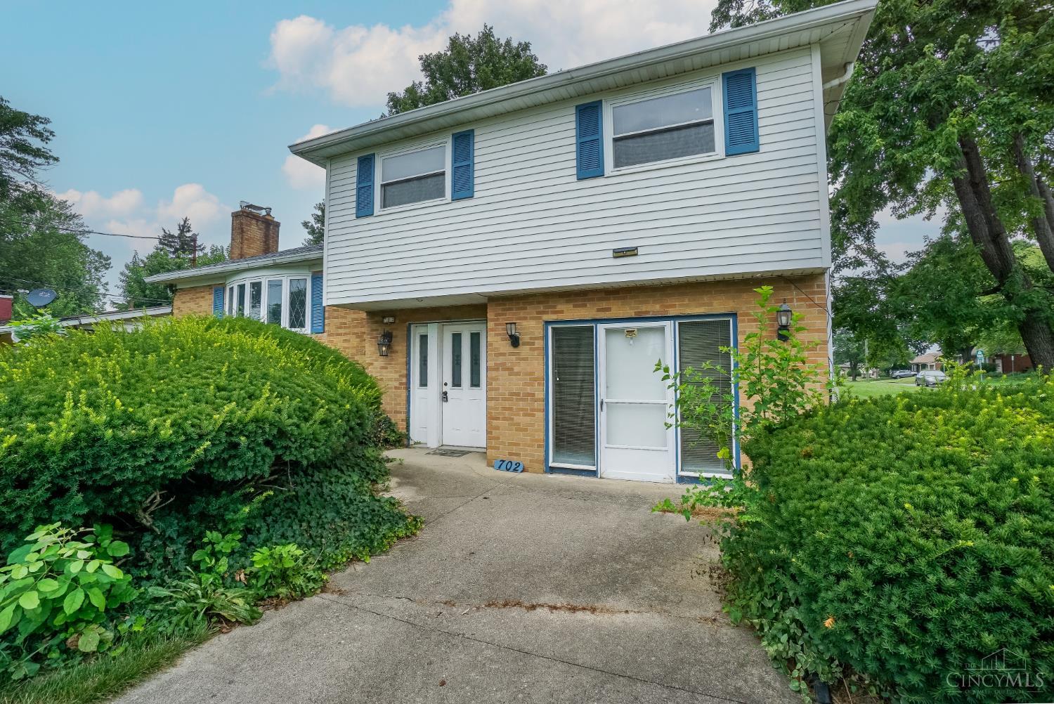 702 W Sharon Rd, Forest Park, OH 45240 | Cincy