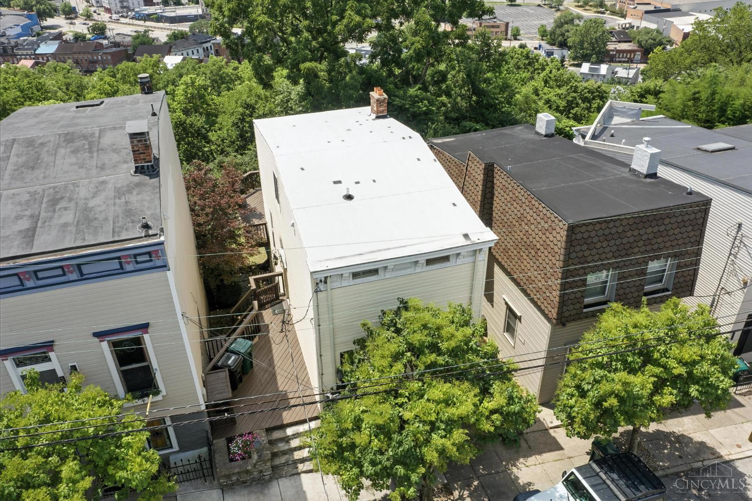 Homes for sale in Cincinnati, OH | 305 Klotter Ave, Cincinnati, OH 45219 | MLS# 1847749