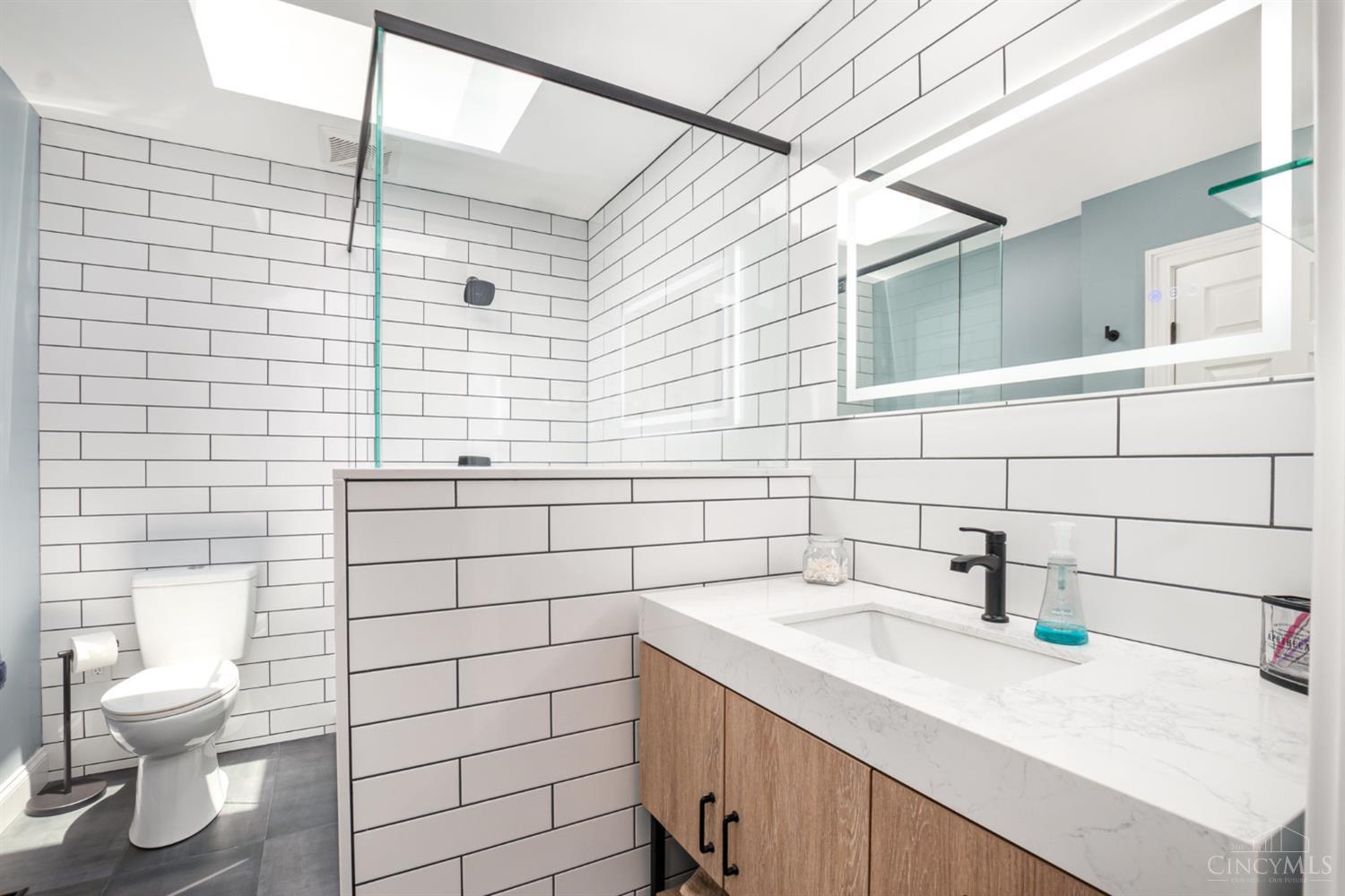 2201 Candlemaker Drive