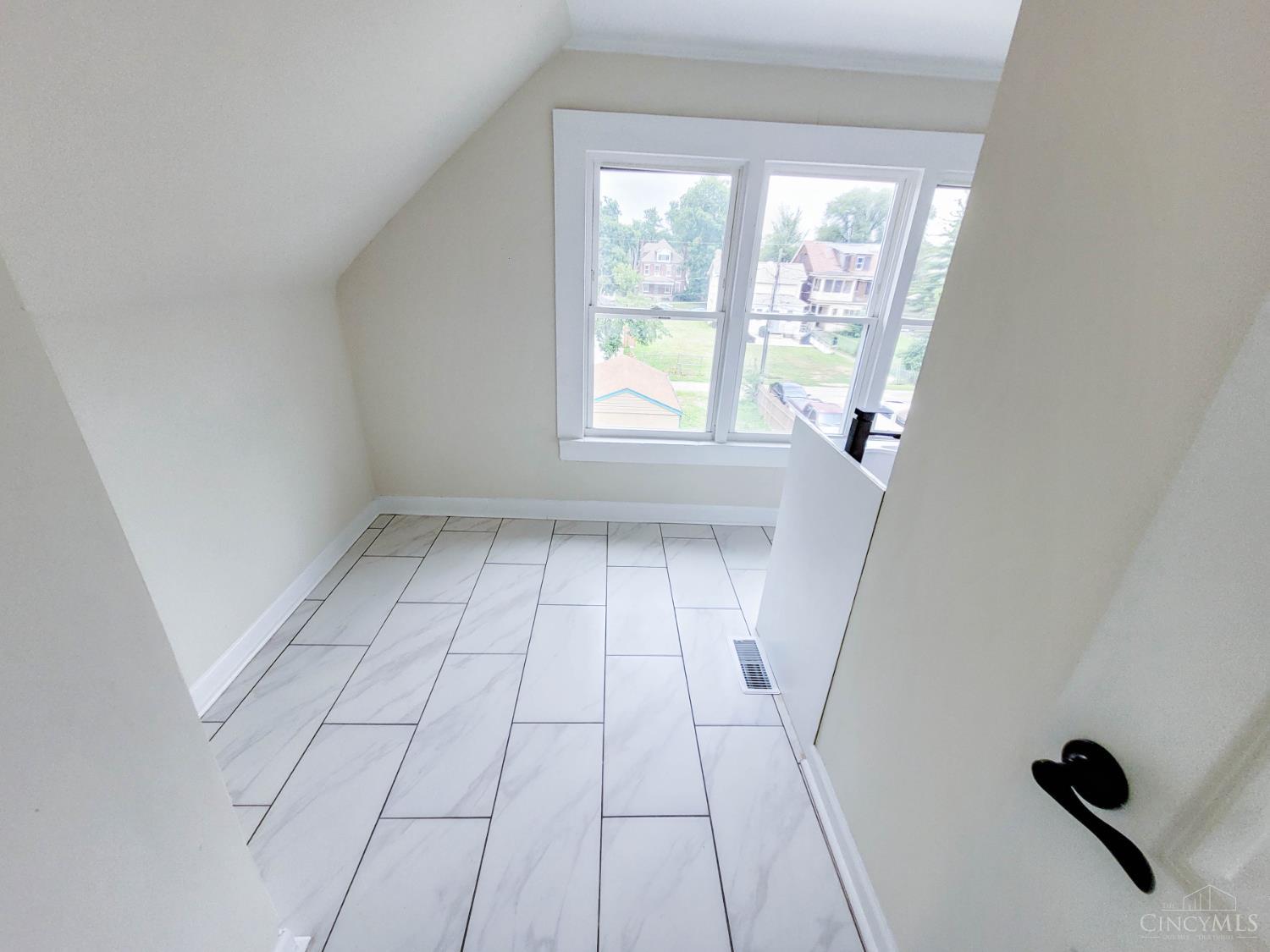 1622 Clifton Avenue, Columbus, OH, 43203 — photo 23