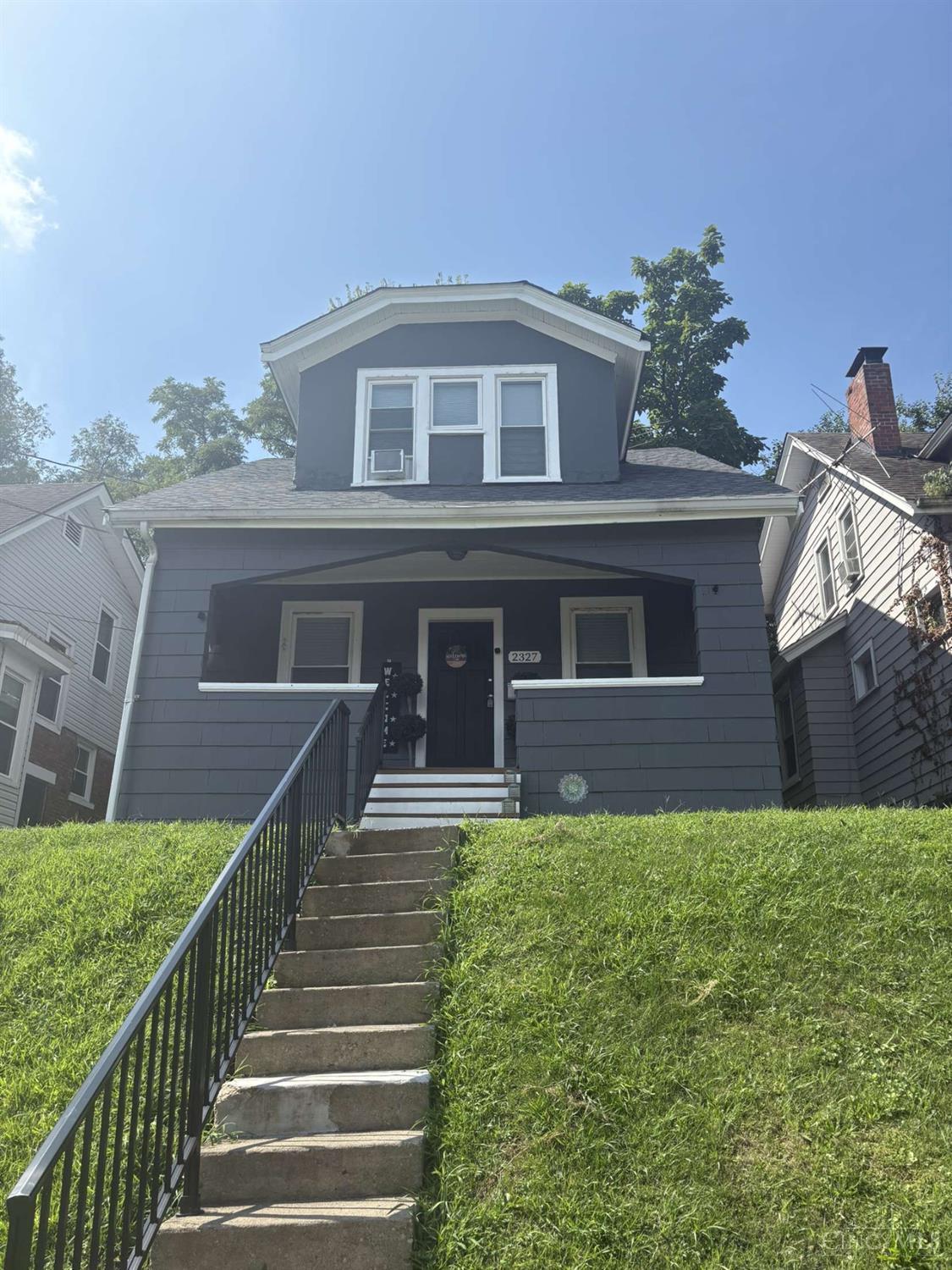 2327 Glenside Avenue