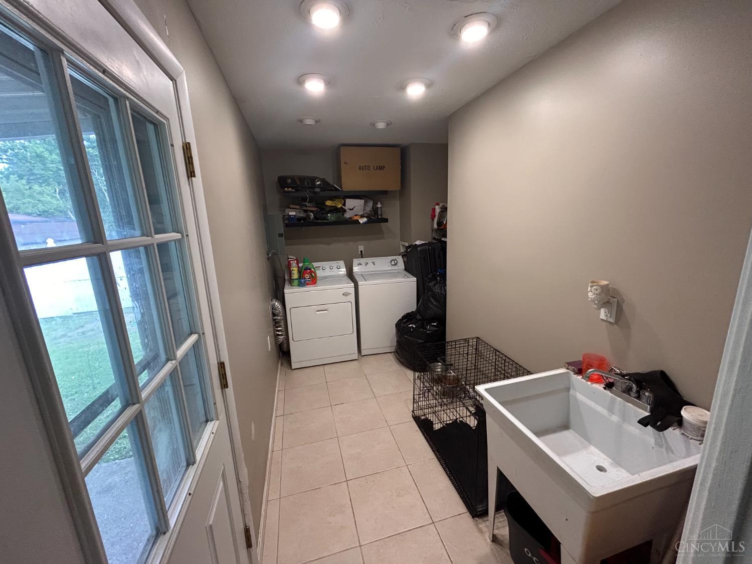 Homes for sale in Springfield Twp., OH | 1934 Windmill, Springfield Twp., OH 45240 | MLS# 1847600