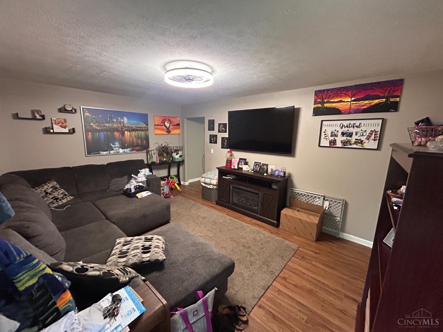 Homes for sale in Springfield Twp., OH | 1934 Windmill, Springfield Twp., OH 45240 | MLS# 1847600