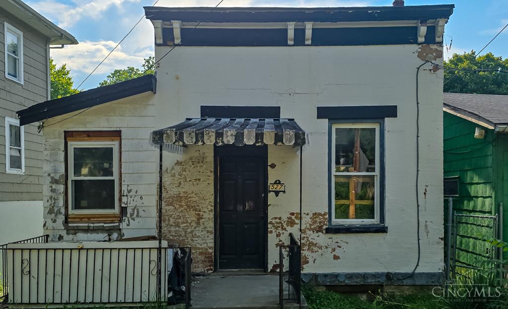 Homes for sale in Cincinnati, OH | 527 Glenwood Ave, Cincinnati, OH 45229 | MLS# 1849875