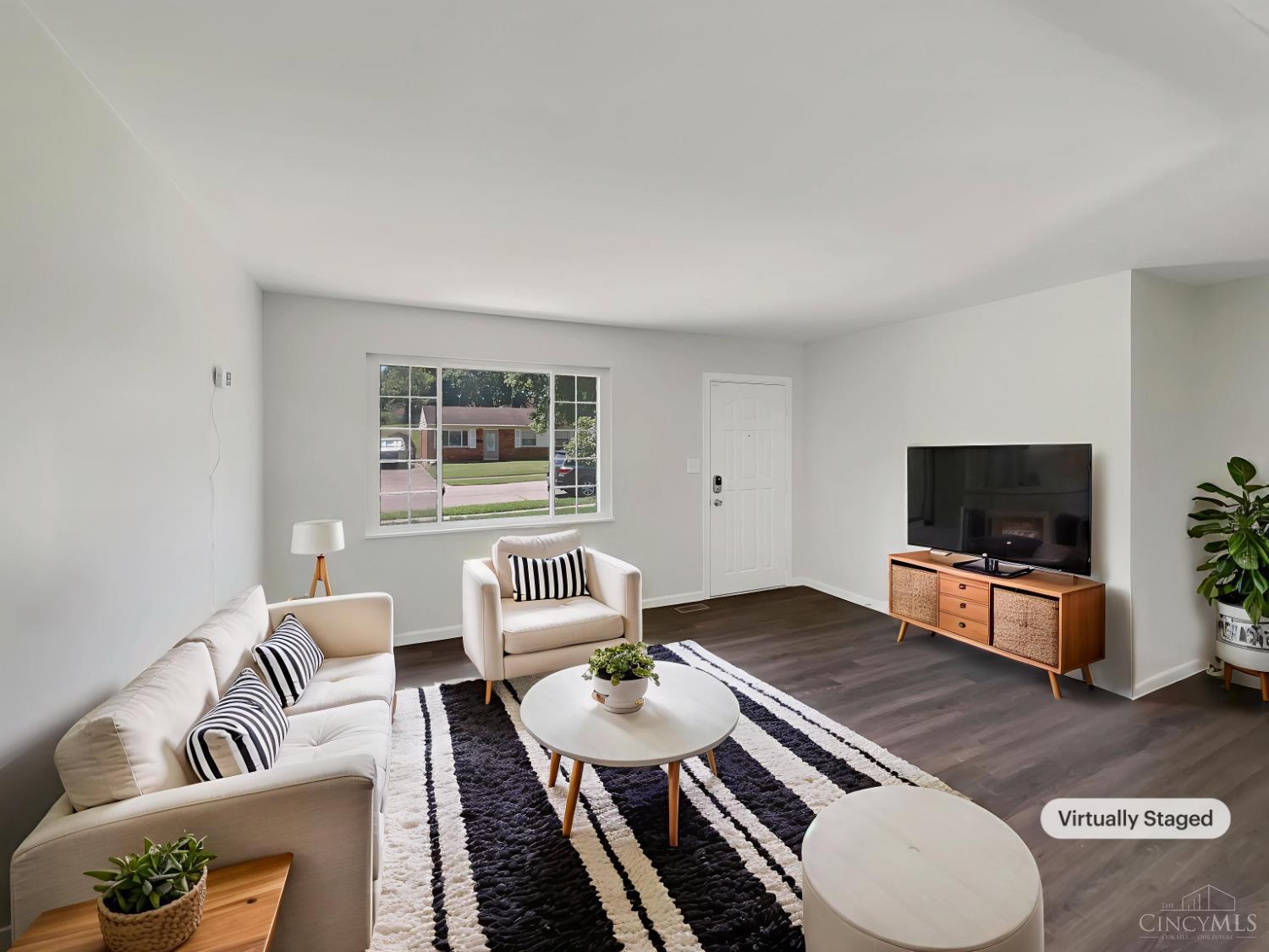 Homes for sale in Hamilton, OH | 14 Dorsey Dr, Hamilton, OH 45011 | MLS# 1849988