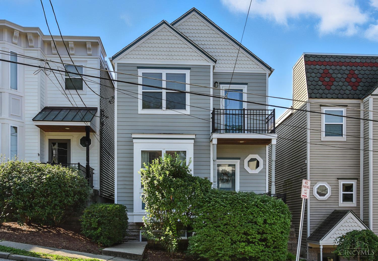Come see this beautifully maintained transitional 2-story on a quiet cul-de-sac in the sought-after Strafer Street section of Columbia-  Tusculum! Walkable to coffee shops, bars, restaurants, and parks. The open floor plan features a light-filled great room and gourmet  kitchen. Enjoy river views from the 2nd-floor balcony. The finished lower level includes a full bath and can function as a 4th bedroom,  guest suite, or home office. Recent updates include new carpet, fresh paint, and a low-maintenance Trex deck. Immaculate and move-in  ready with an oversized rear-entry garage, raised deck, and plenty of storage. The spacious primary suite offers cathedral ceilings, a  sitting area, luxury bath, and a large walk-in closet. Homes on Strafer don't come up often!