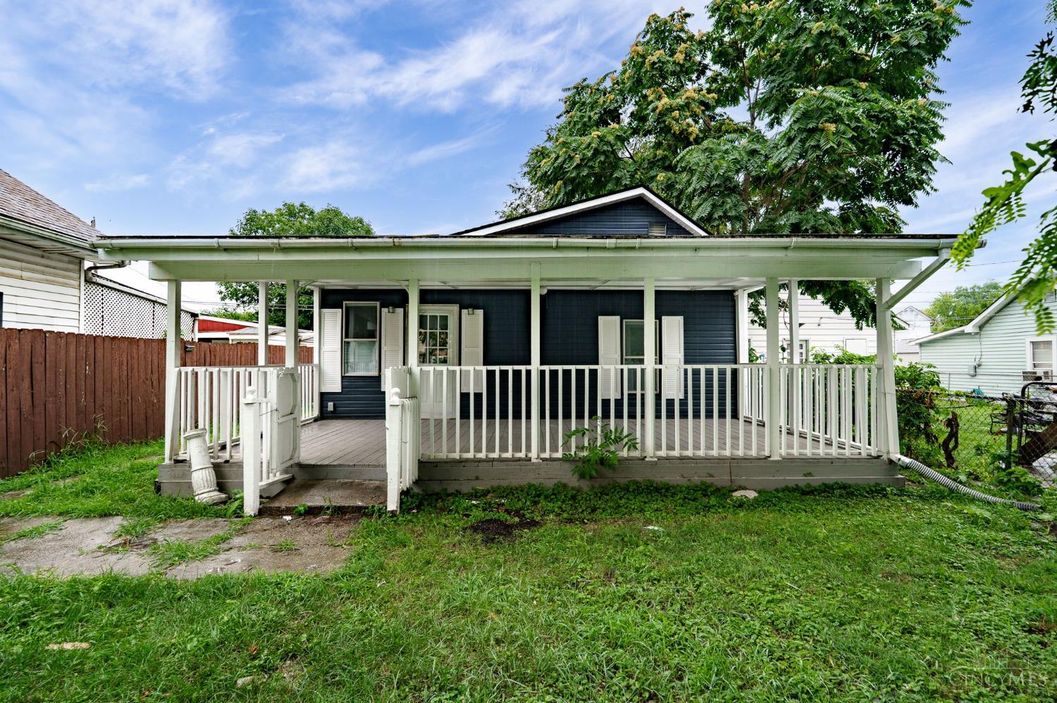 Homes for sale in Middletown, OH | 709 Elsmere St, Middletown, OH 45042 | MLS# 1849685