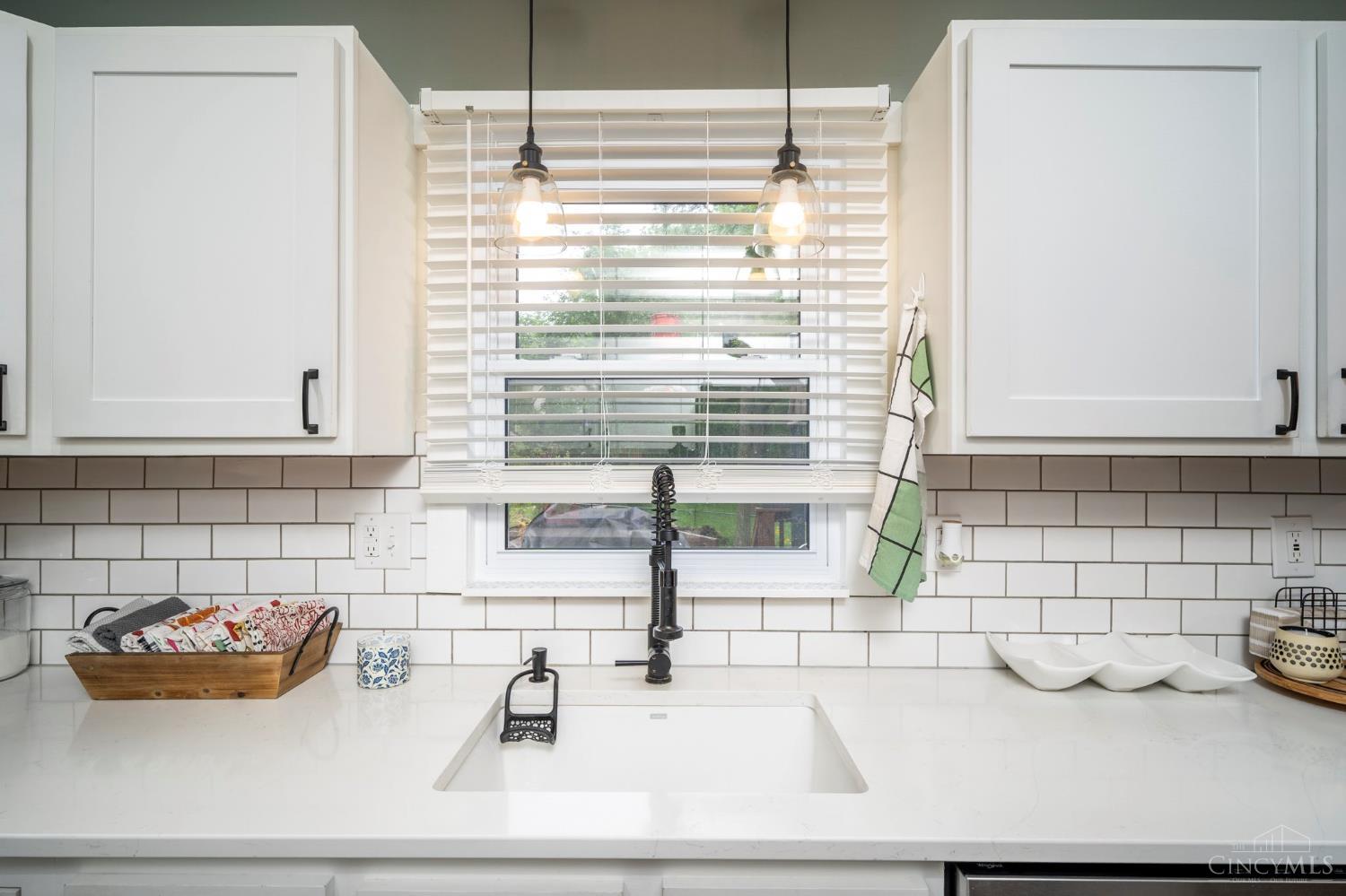 Homes for sale in Hillsboro, OH | 702 Cheryl Ln, Hillsboro, OH 45133 | MLS# 1850176