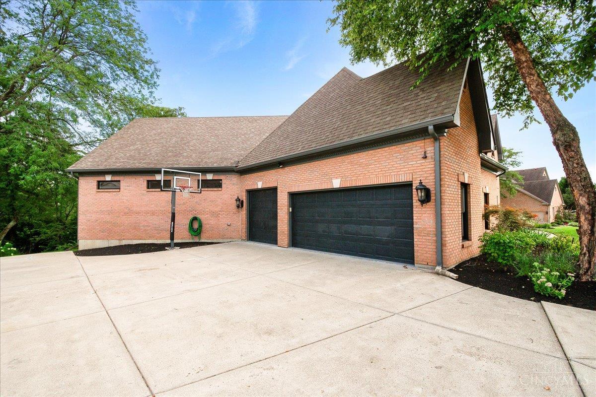 Homes for sale in Liberty Twp, OH | 6530 Bridgeton Manor Ct, Liberty Twp, OH 45011 | MLS# 1849052