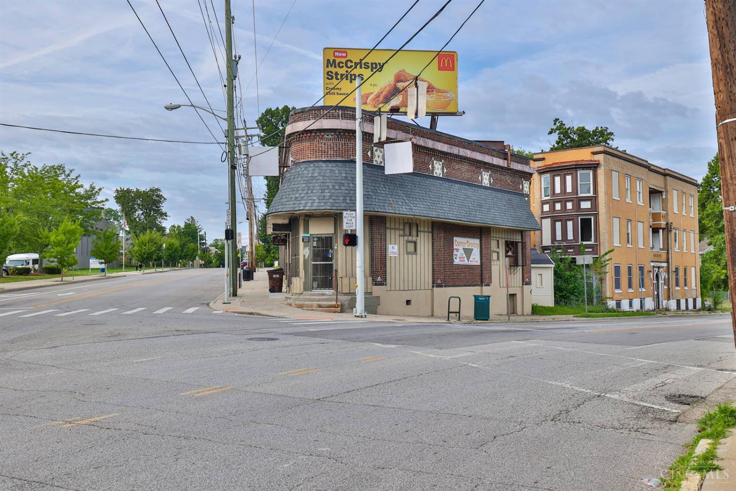 3235 Woodburn Avenue, Cincinnati, OH, 45207 — photo 2