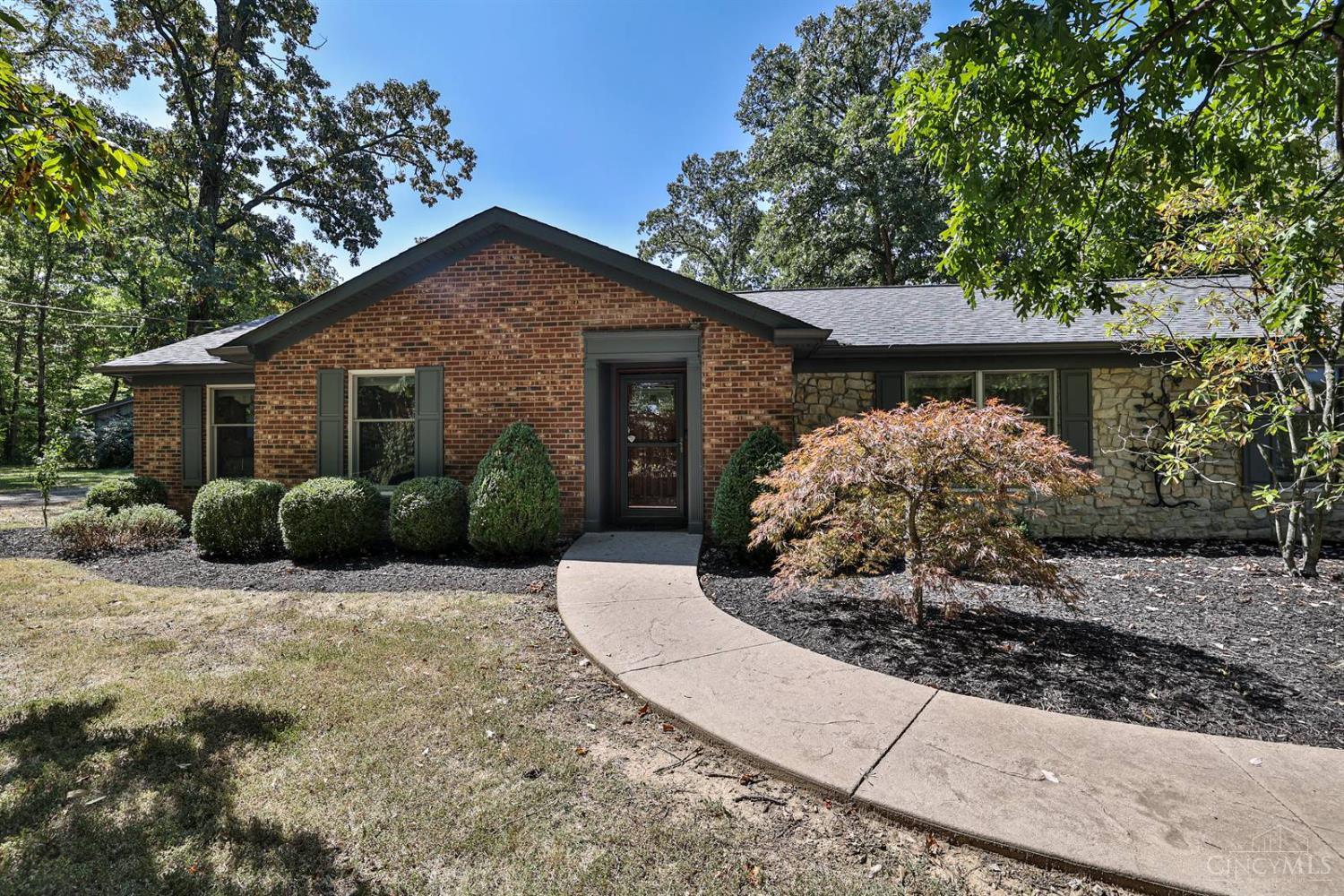 Homes for sale in Liberty Twp, OH | 6351 Lesourdsville West Chester Rd, Liberty Twp, OH 45011 | MLS# 1851083