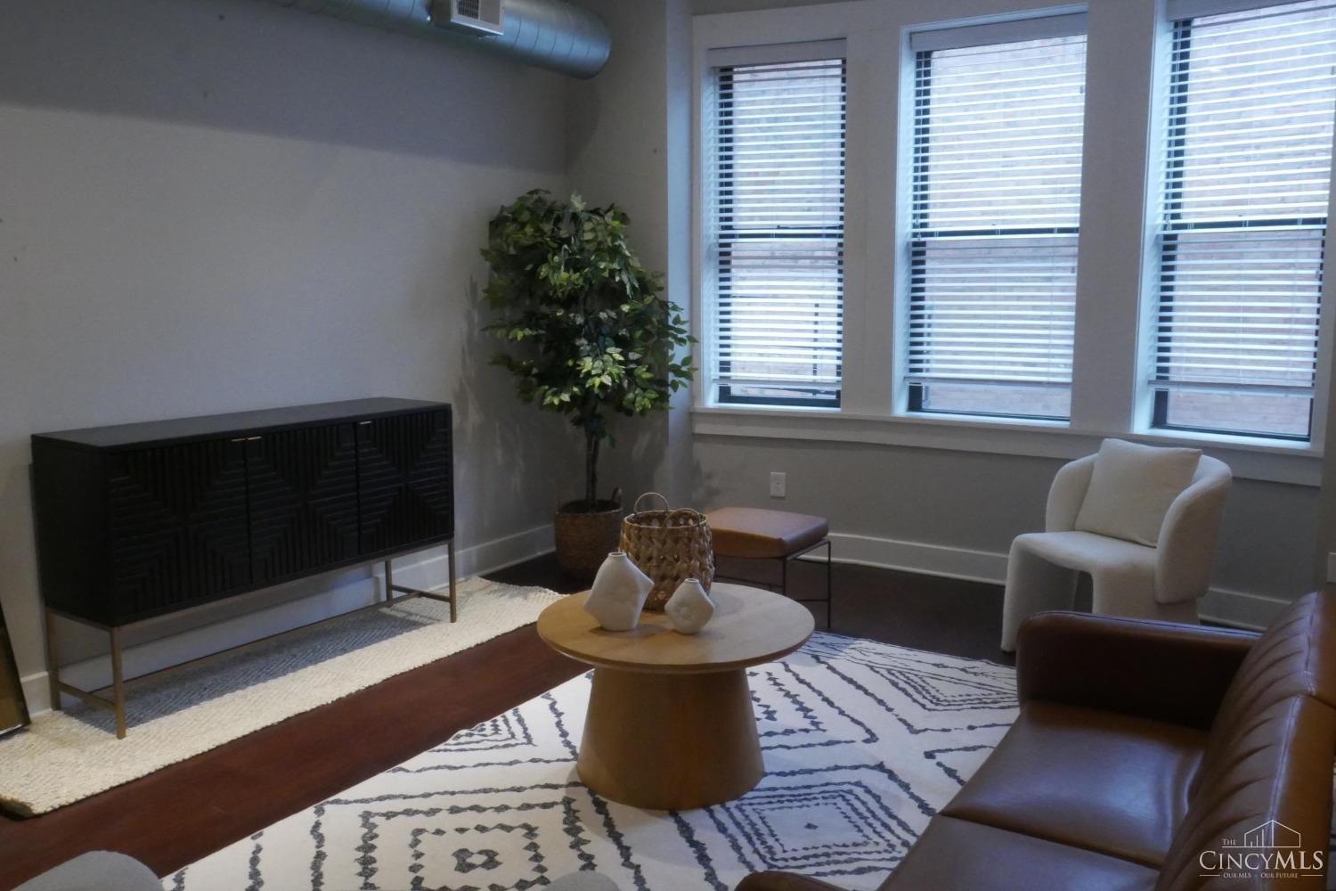 1501 Vine Street #459