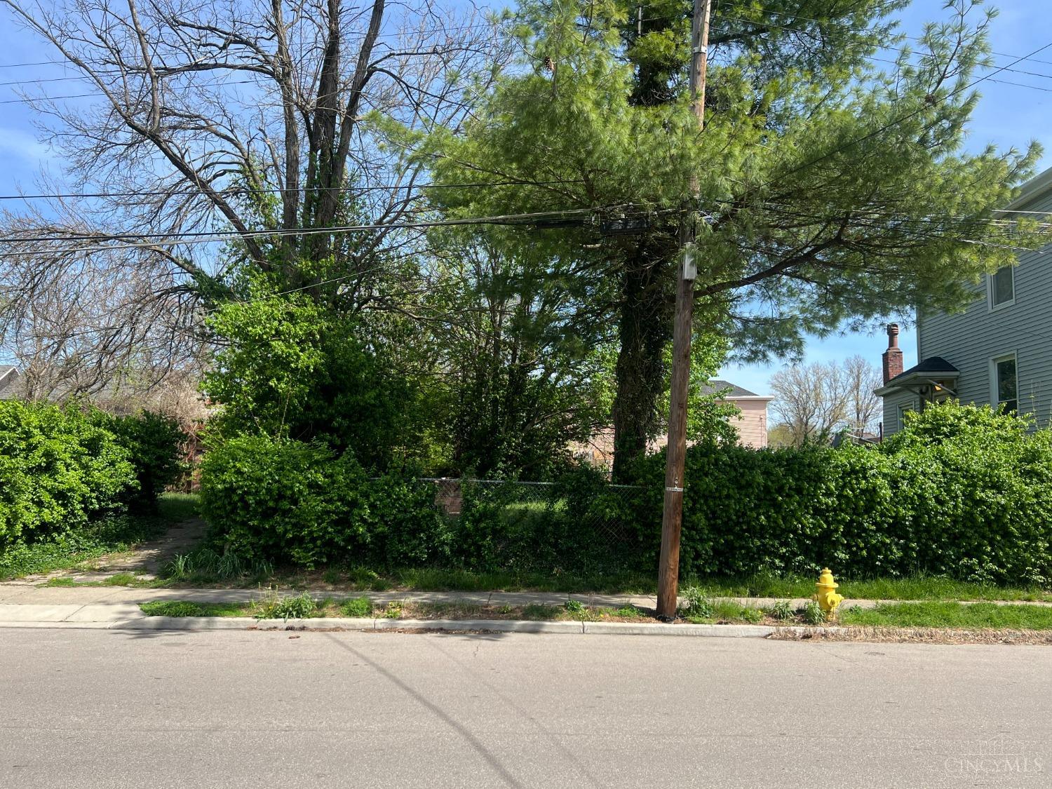 1628 Dexter Avenue, Cincinnati, OH, 45206 — photo 2
