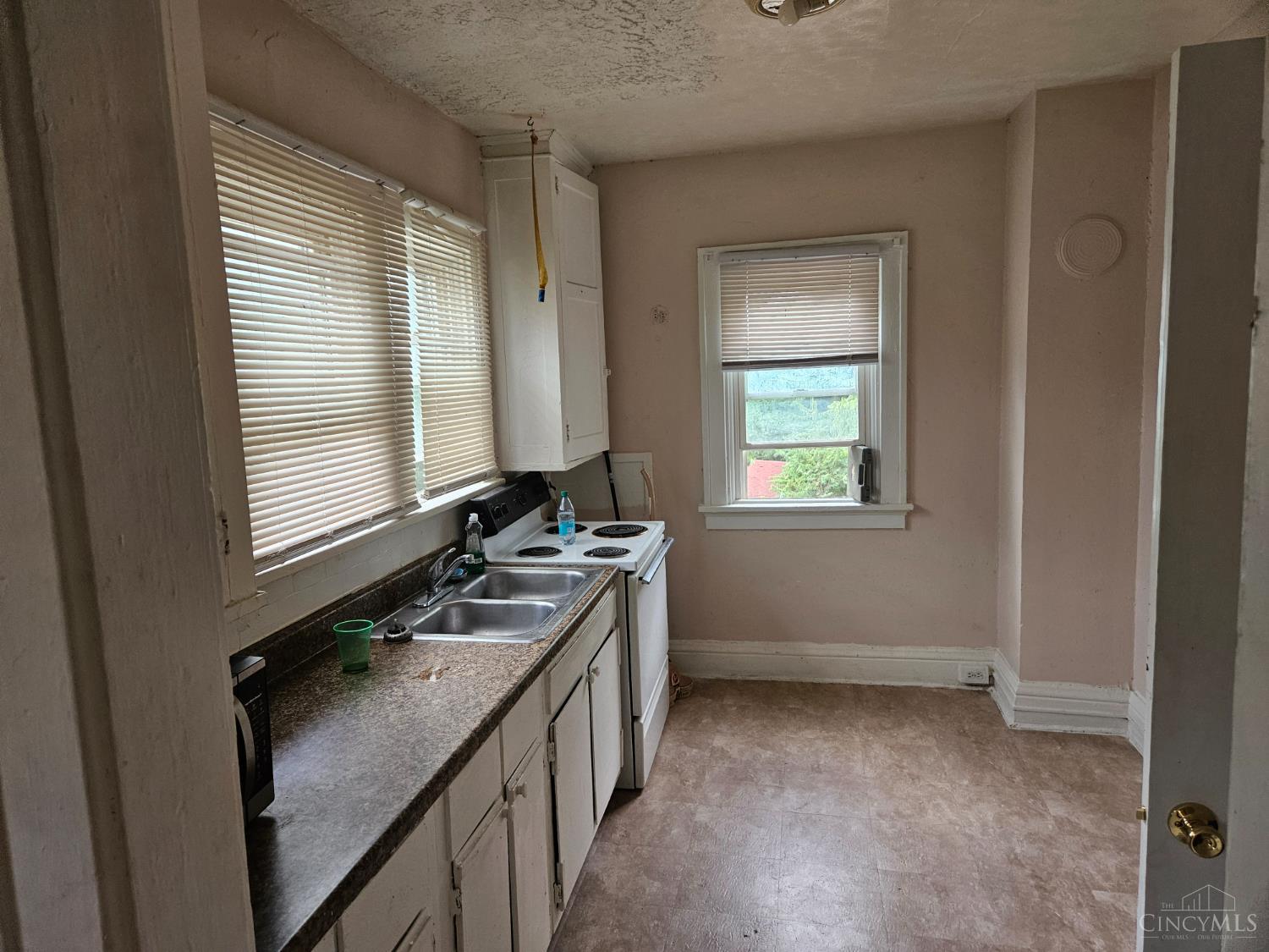 Homes for sale in Norwood, OH | 5309 Carthage Ave, Norwood, OH 45212 | MLS# 1851984