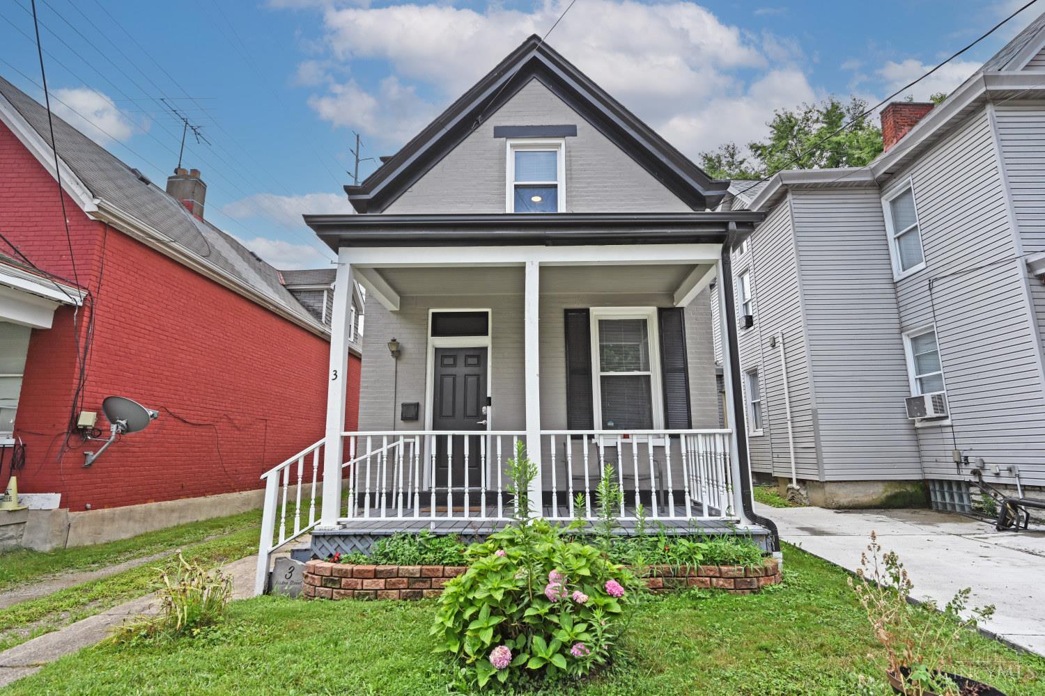 Homes for sale in Elmwood Place, OH | 3 Linden St, Elmwood Place, OH 45216 | MLS# 1852279