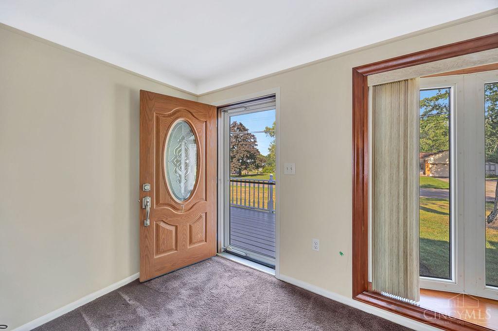 Homes for sale in Springfield Twp., OH | 9497 Long Ln, Springfield Twp., OH 45231 | MLS# 1852896