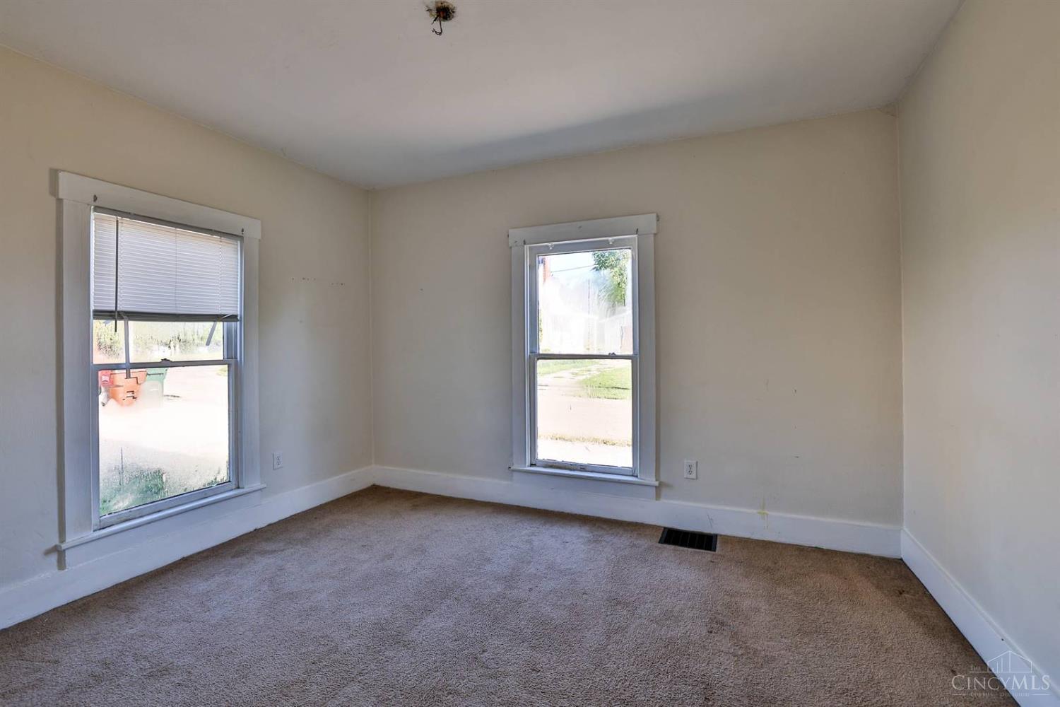 21 Buckles Avenue, Jamestown, OH, 45335 — photo 12