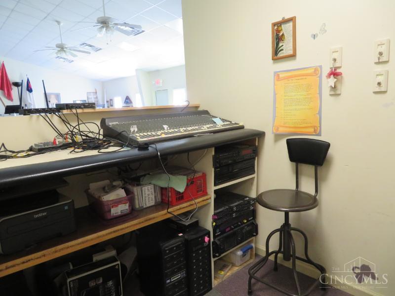 6101 St Rt 247, Liberty Twp, OH, 45133 — photo 32