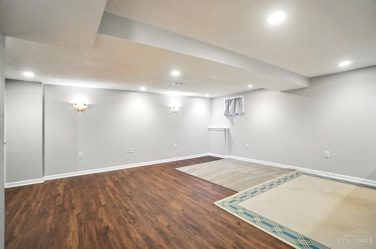306 E Stoneridge Drive