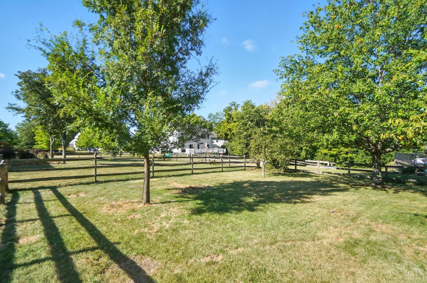 306 E Stoneridge Drive