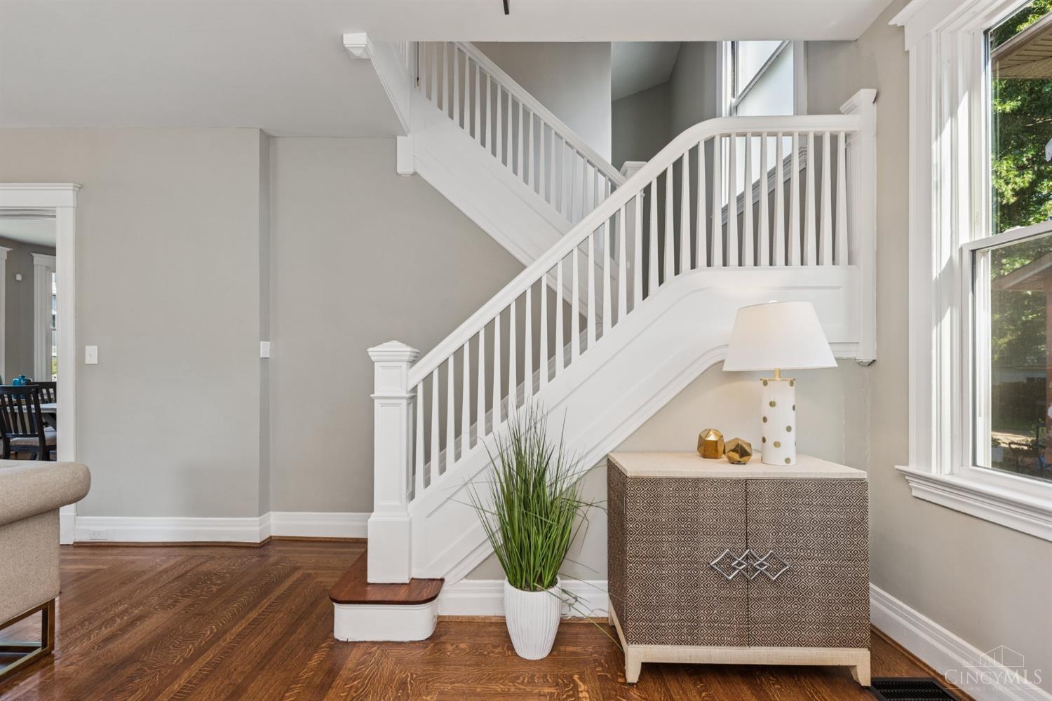 Homes for sale in Cincinnati, OH | 5123 Stewart Ave, Cincinnati, OH 45227 | MLS# 1853963