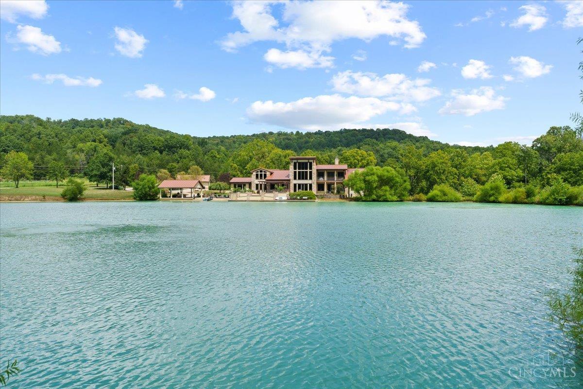 Homes for sale in West Union, OH | 1805 Waggoner Riffle Rd, West Union, OH 45693 | MLS# 1853936