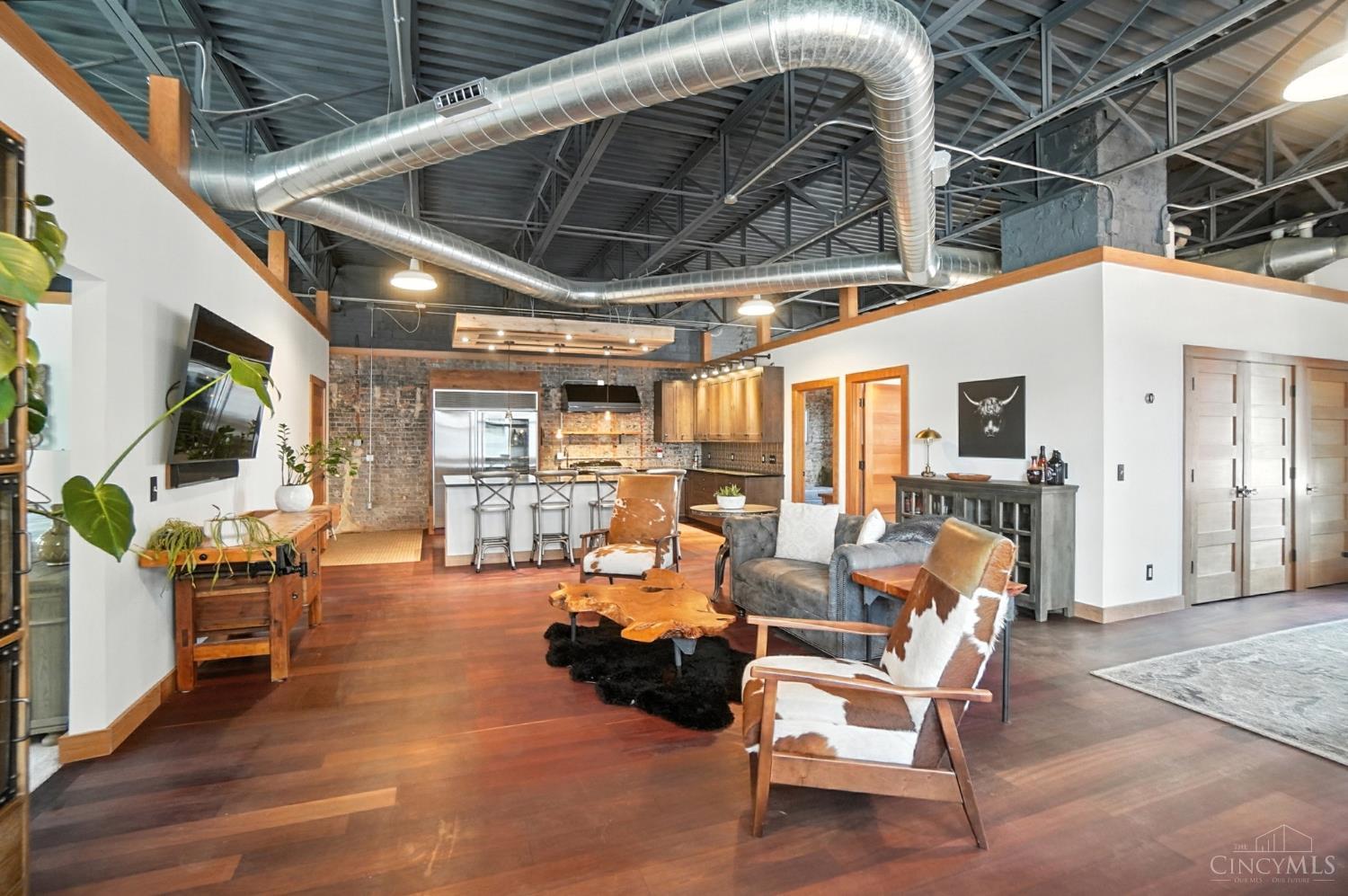 1628 Central Parkway