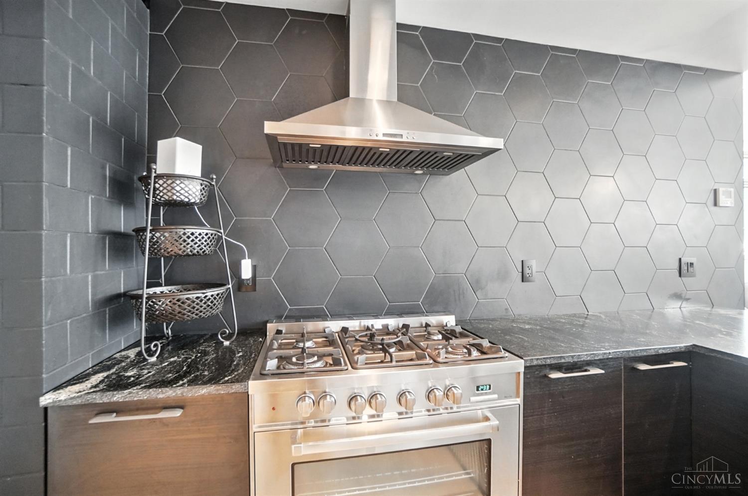 1628 Central Parkway