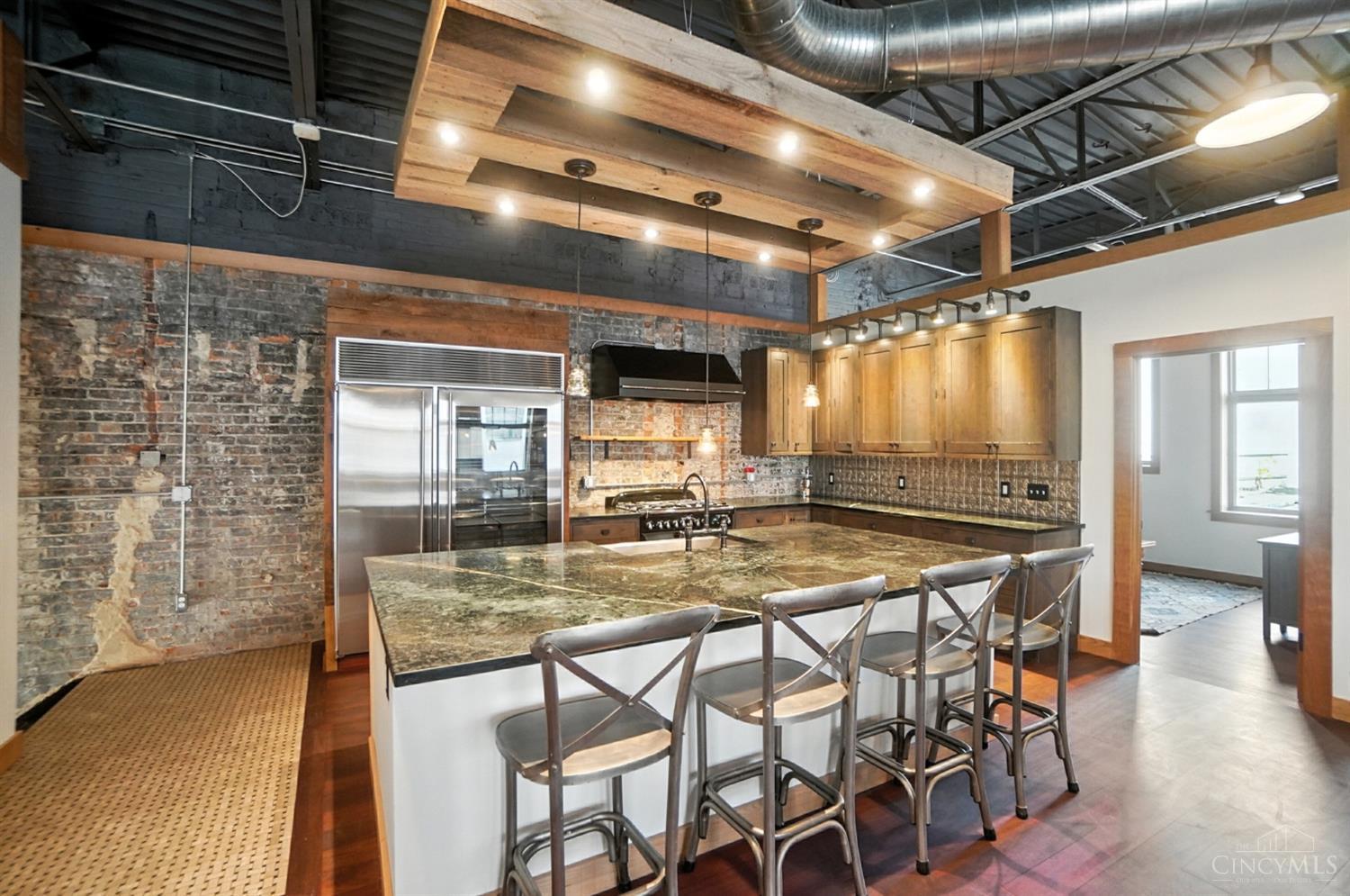 1628 Central Parkway