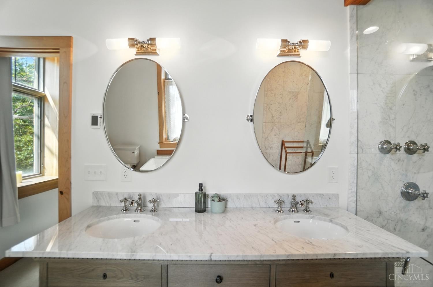 1628 Central Parkway