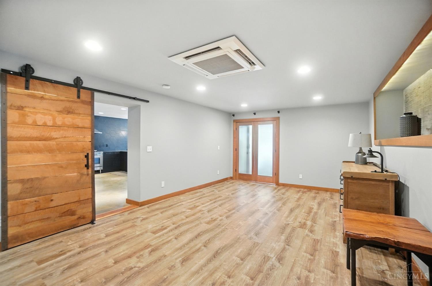 1628 Central Parkway