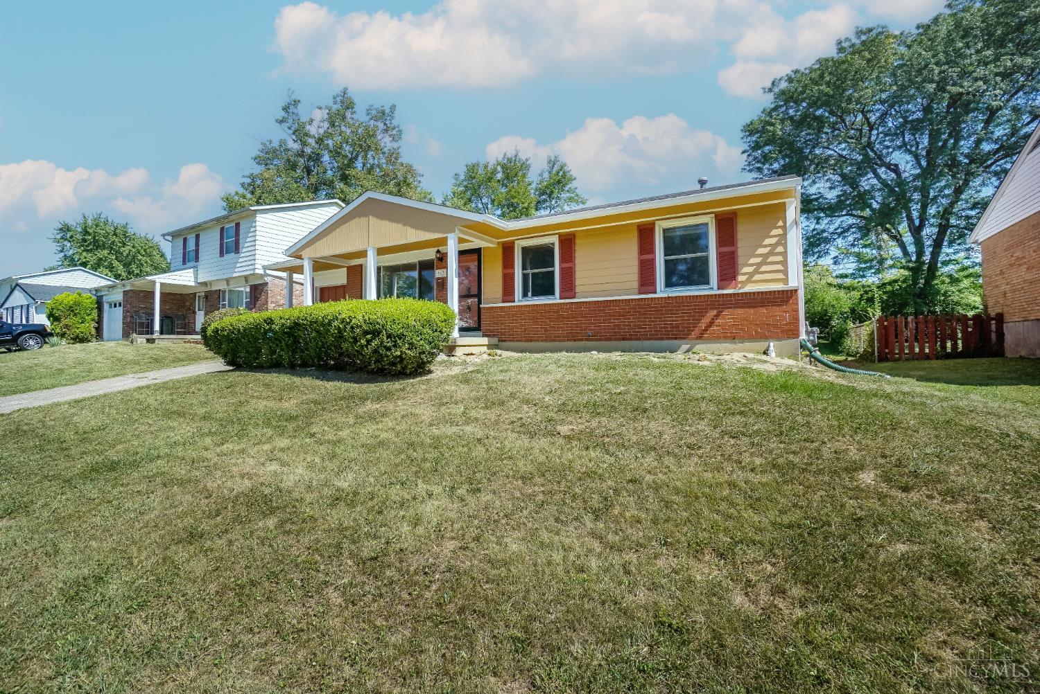 Homes for sale in Forest Park, OH | 562 Brunswick Dr, Forest Park, OH 45240 | MLS# 1853930