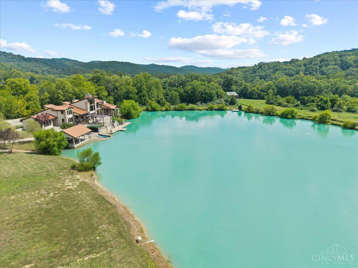 Homes for sale in West Union, OH | 1805 Waggoner Riffle Rd, West Union, OH 45693 | MLS# 1853936