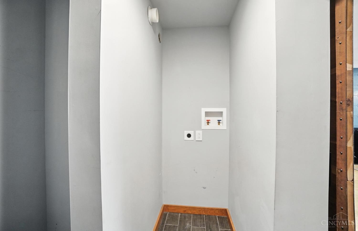 1628 Central Parkway