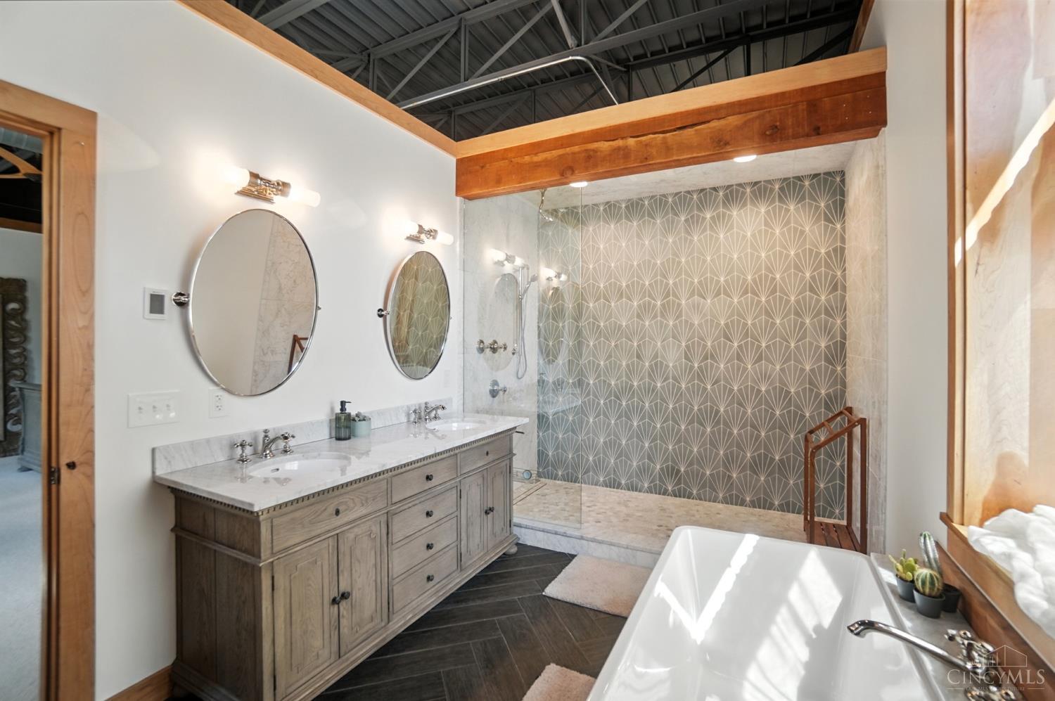 1628 Central Parkway