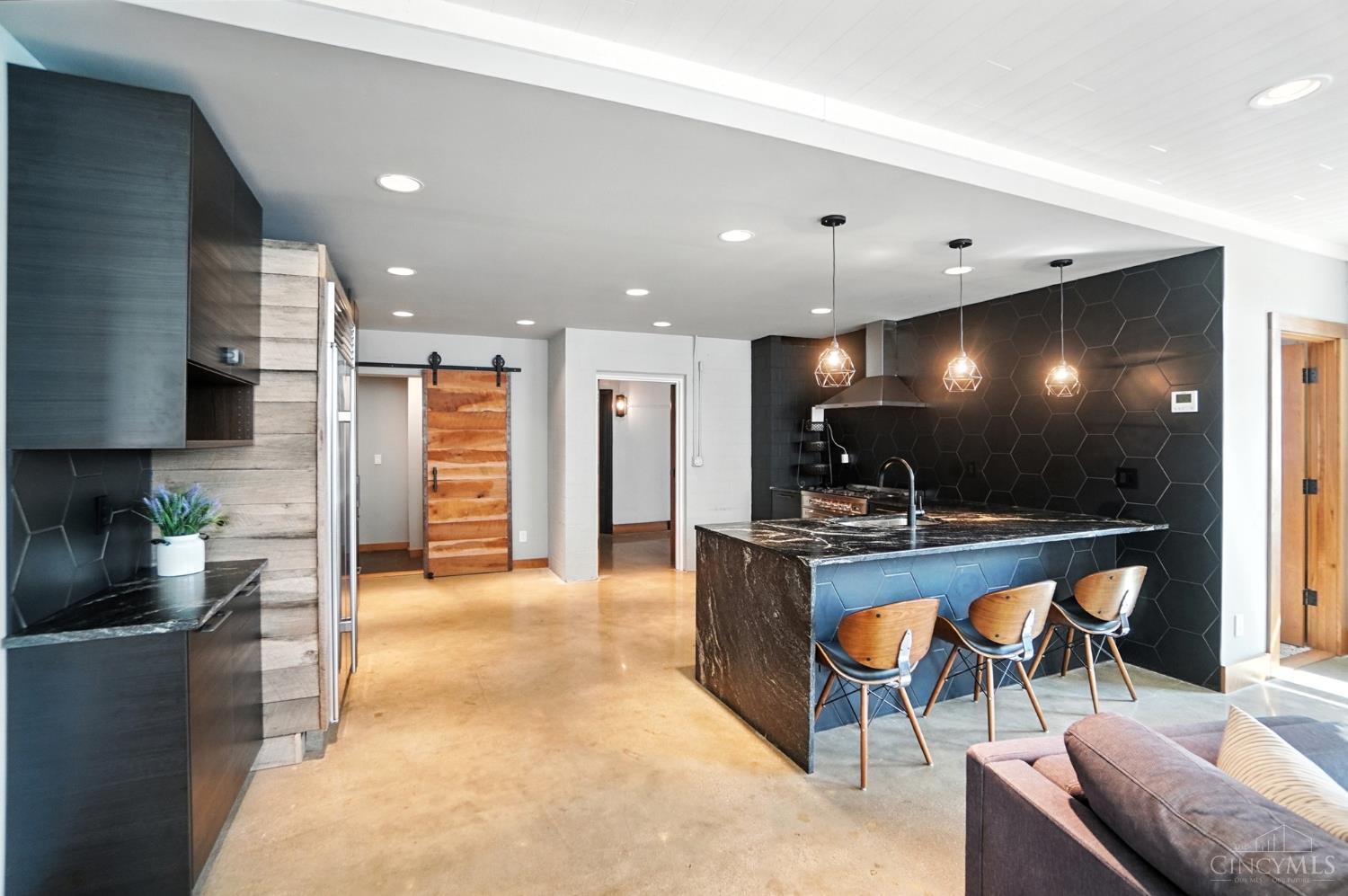 1628 Central Parkway